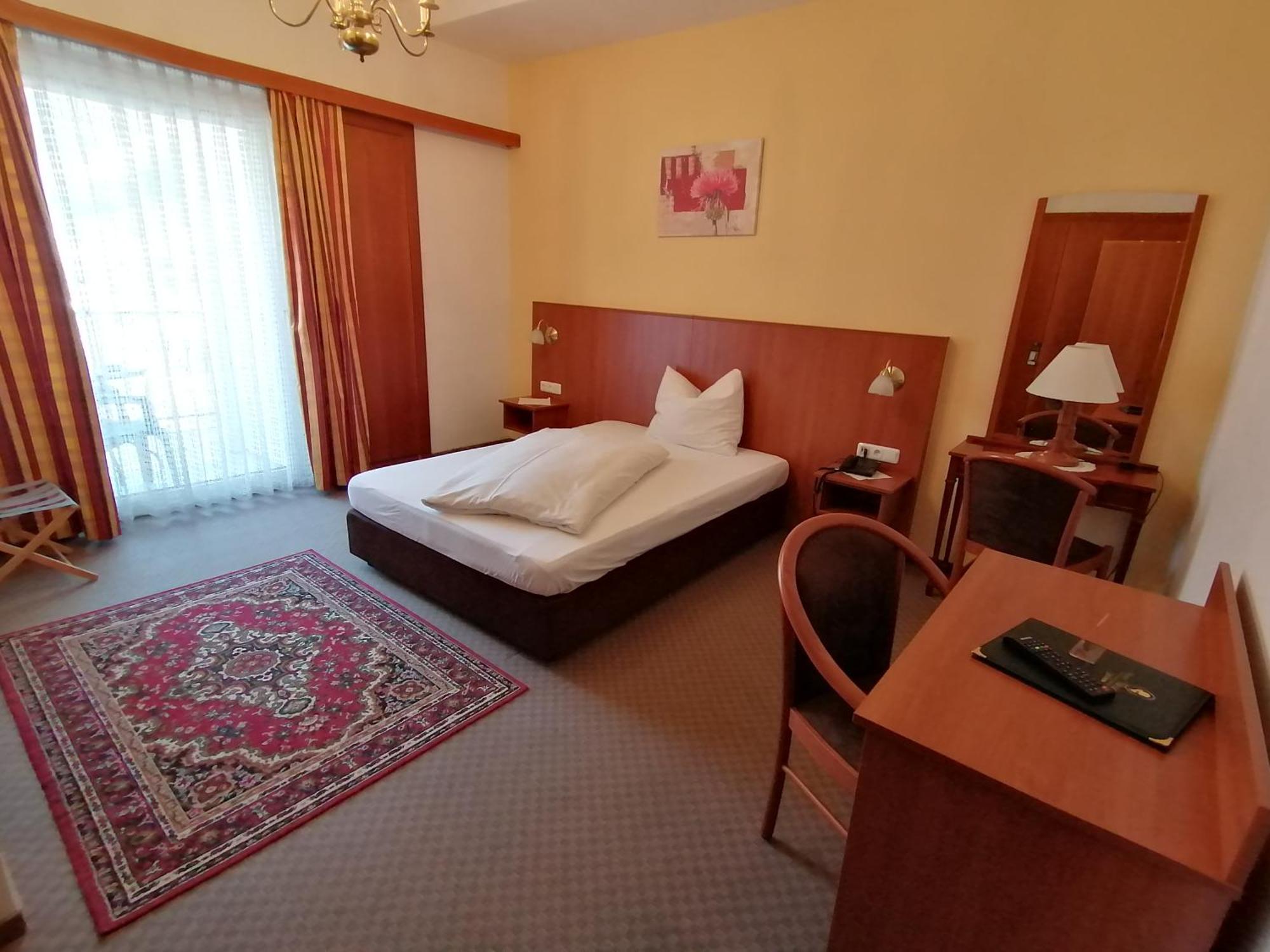 Kurhotel & Hotel Mozart Bad Gastein Exterior photo